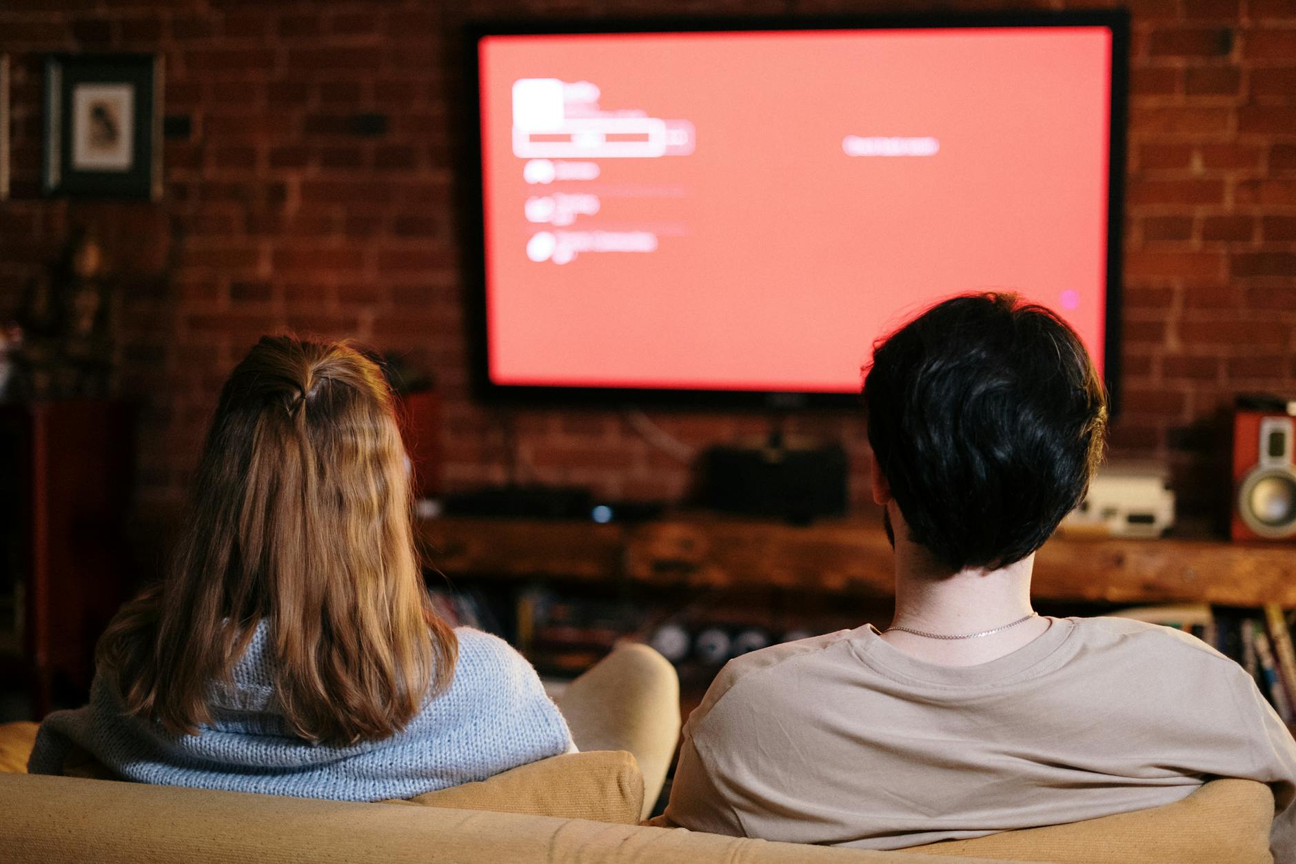 Bästa skärmen för Zwift — TV, monitor eller projektor jämförda