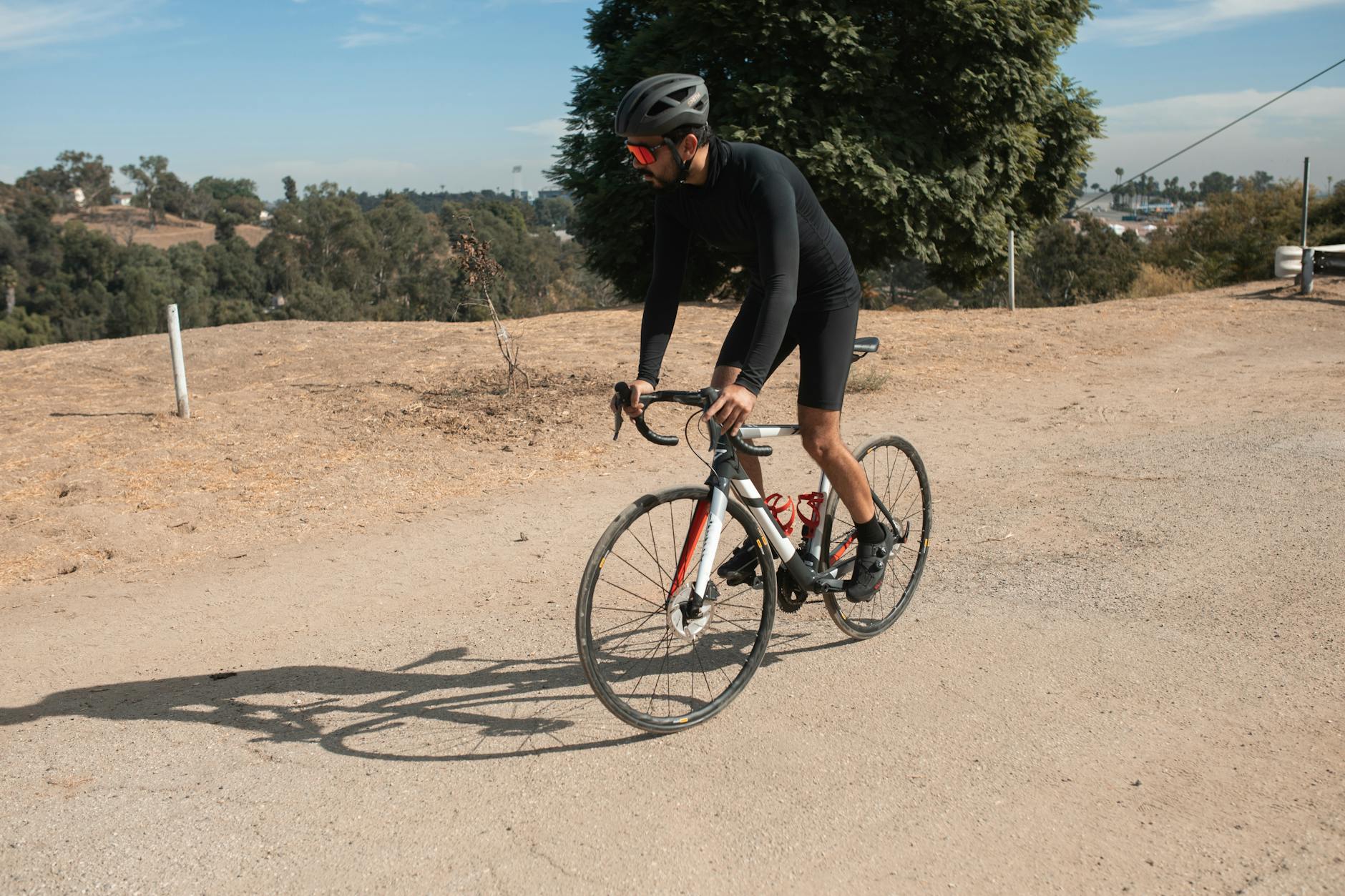 Långa lopp på Zwift — pacing, näring och mental strategi