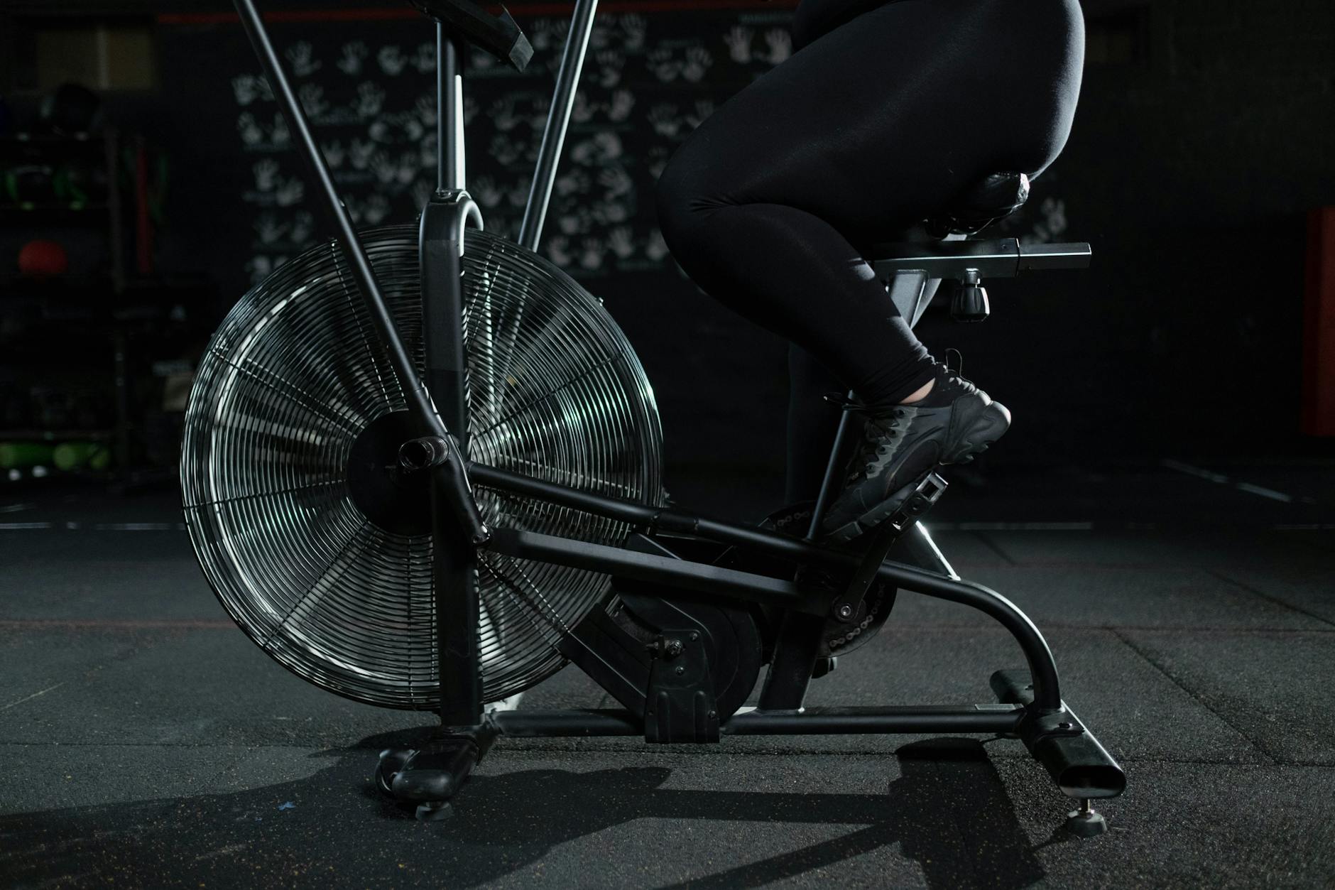 Zwift på Peloton-cykel: så kopplar du ihop dem